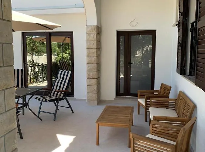 Safirus Appartement *