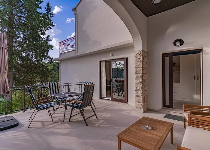 Safirus Appartement *